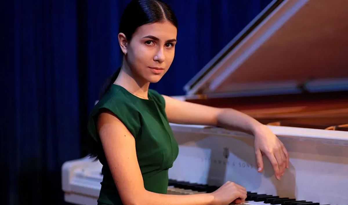 В Мариинском театре Александра Довгань сыграет 23-й фортепианный концерт Моцарта - tvspb.ru