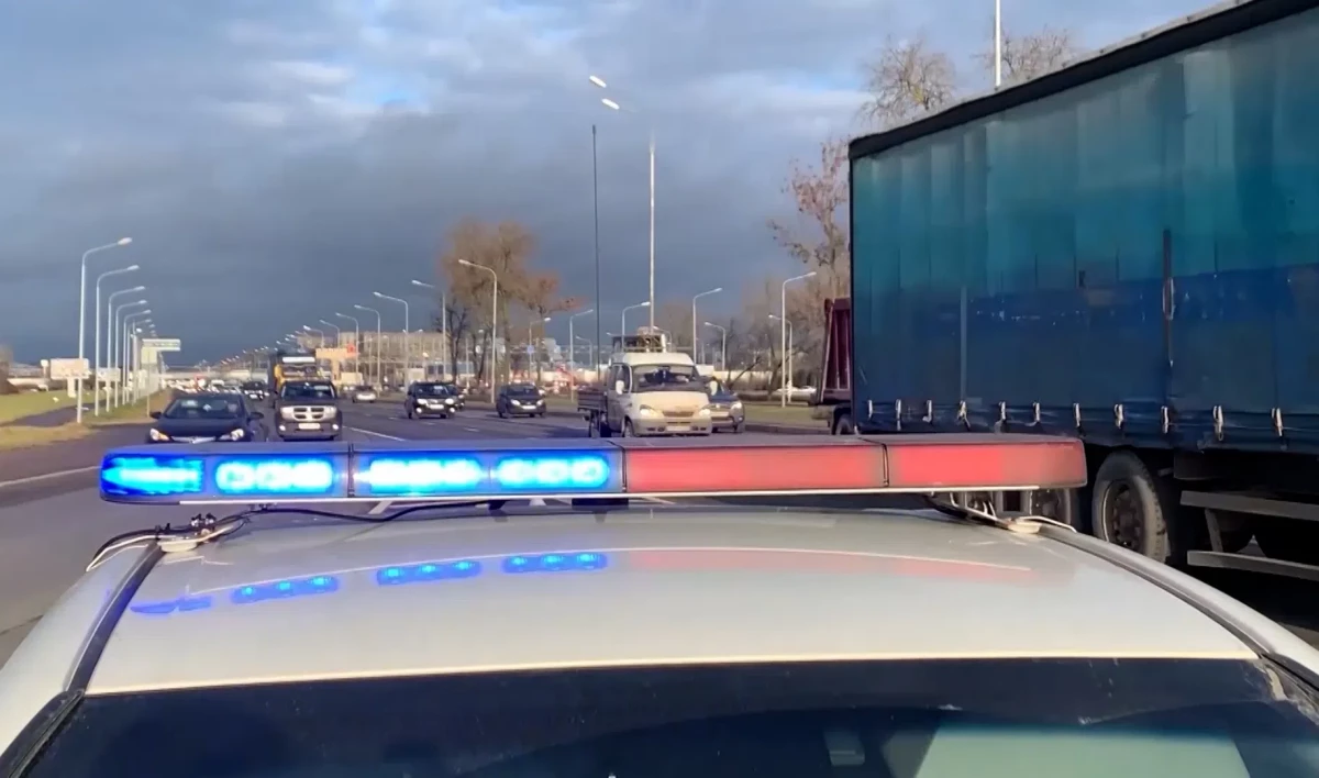 Полиция в Ленобласти со стрельбой ловила нетрезвого водителя - tvspb.ru