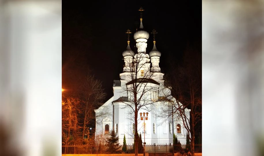 В Кронштадте художественно подсветили собор Владимирской иконы Божией Матери - tvspb.ru
