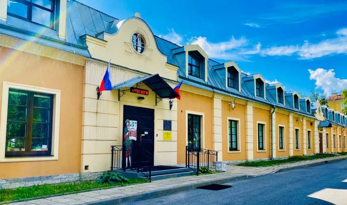 Музей истории Кронштадта расширит экспозицию за счет еще одного здания на Якорной - tvspb.ru