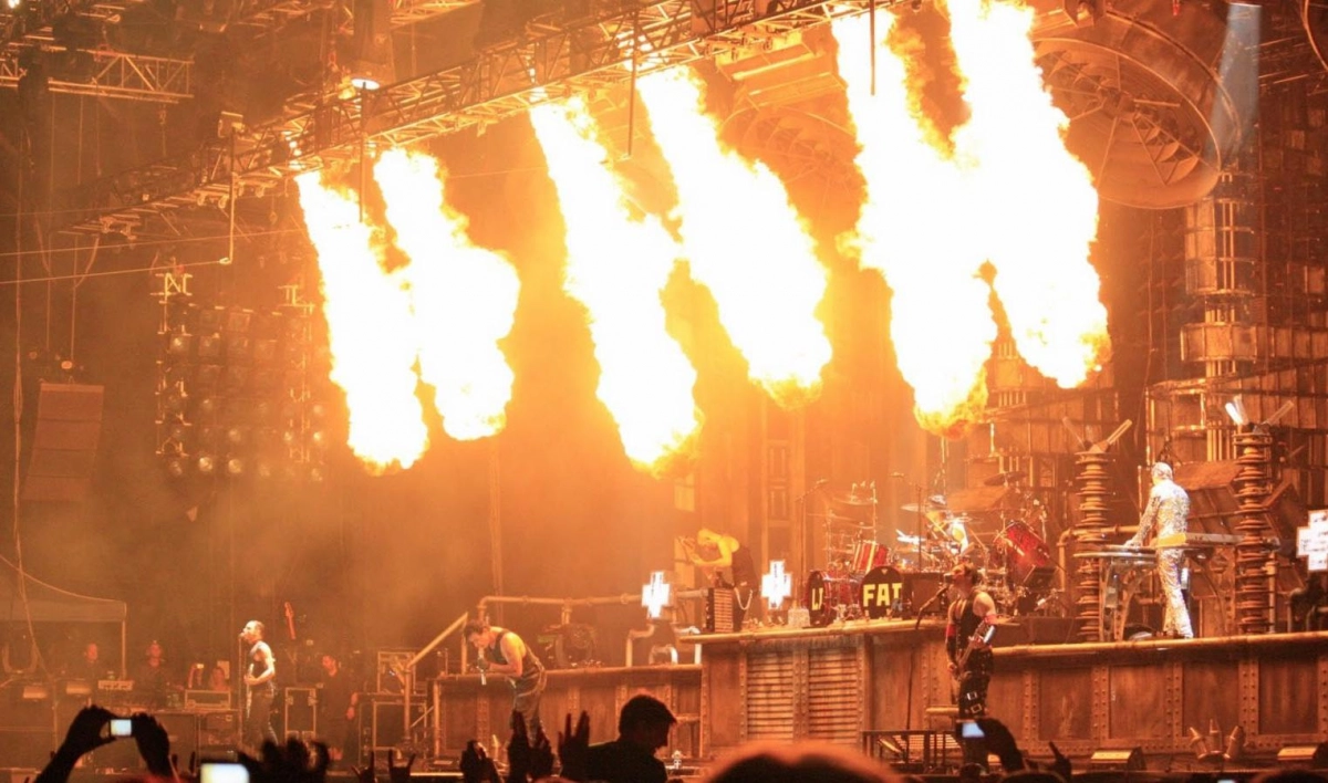 Rammstein летом 2019 года выступит на стадионе «Санкт-Петербург» - tvspb.ru
