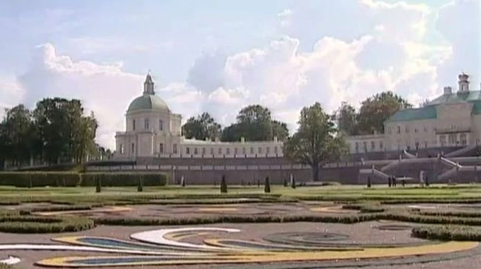Большой Меншиковский дворец работает в штатном режиме - tvspb.ru