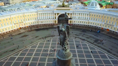 Депутат Оксана Дмитриева: Петербуржцы всегда отличались стойкостью и мужеством