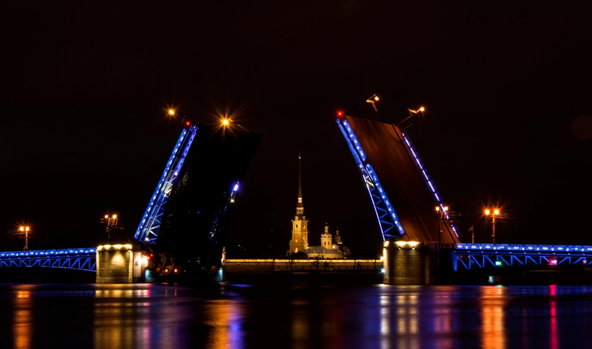 На Дворцовом мосту появится проекция Юрия Гагарина в ночь на 12 апреля - tvspb.ru