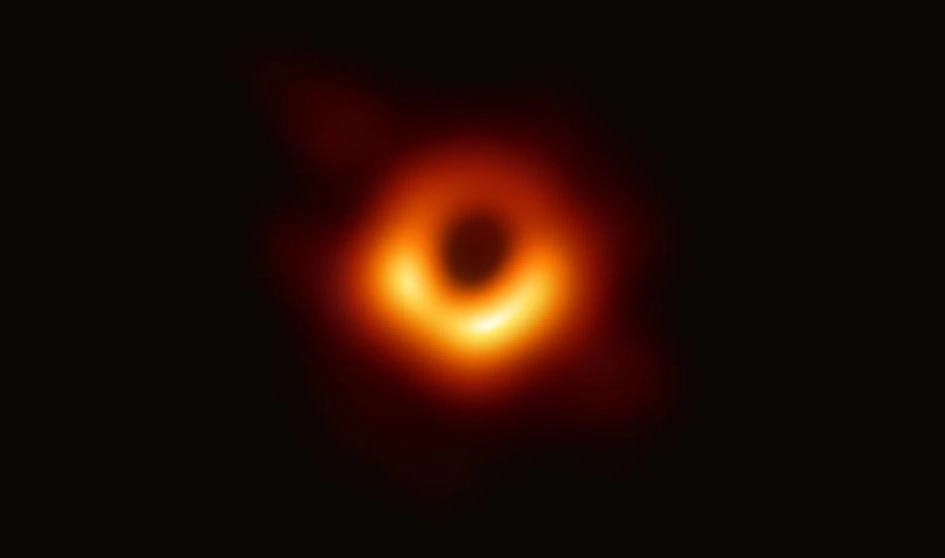 Ученые впервые показали изображение черной дыры - tvspb.ru