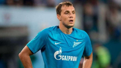 Дзюба выйдет на матч с «Ахматом» без капитанской повязки. Малком попал в запас