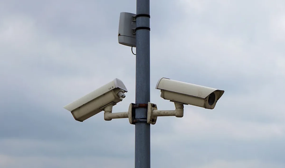 Петербуржцам рассказали, как получить запись происшествия с городской видеокамеры - tvspb.ru