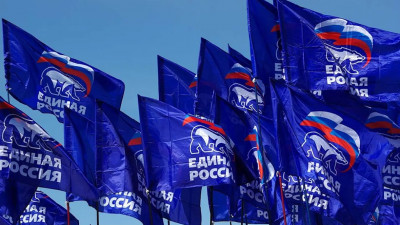 По предварительным итогам «Единая Россия» набирает более 300 мандатов в Госдуме