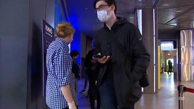 Петербуржцам рассказали, как будут проверять QR-коды в торговых центрах