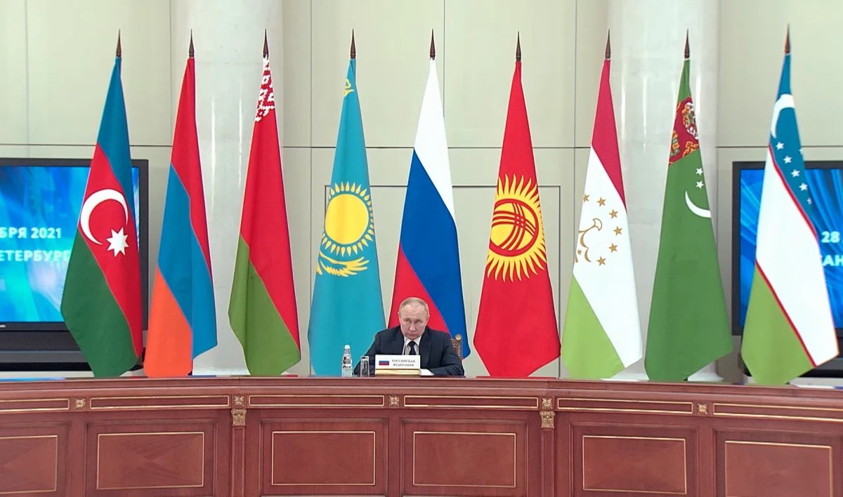 Владимир Путин отметил, что уровень коллективного иммунитета к COVID должен достичь 90% - tvspb.ru