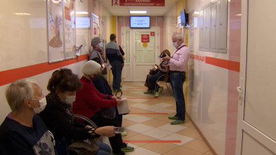 Свыше 11 тысяч петербуржцев закончили цикл вакцинации от COVID за сутки