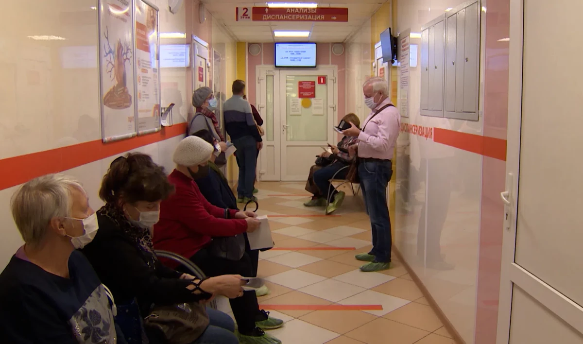 В Петербурге за сутки закончили цикл вакцинации более 3 тысяч человек - tvspb.ru