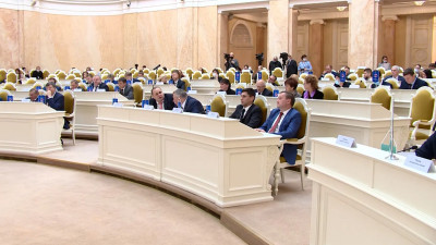 Смольный и ЗакС в конце октября подпишут план совместной работы
