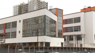 В Петербурге увеличат площади нескольких строящихся школ и детсадов