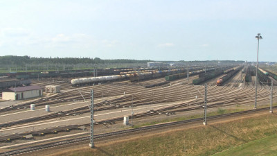 Ориентация идёт на восток: Игорь Левитин рассказал о новых логистических цепочках