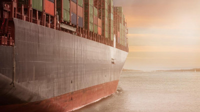 Россия вновь побила рекорд по экспорту, поставив несырьевых товаров на 161,3 млрд долларов