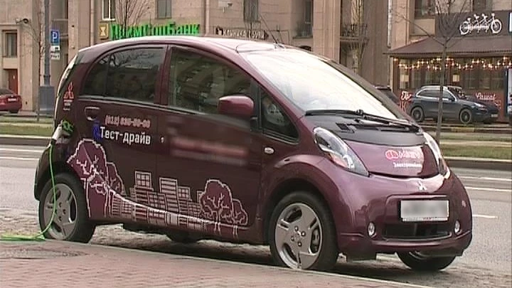 Станции быстрой зарядки электромобилей будут выпускать в России - tvspb.ru