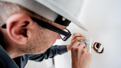 Жители Ленобласти на самоизоляции чаще интересуются услугами ремонта и строительства