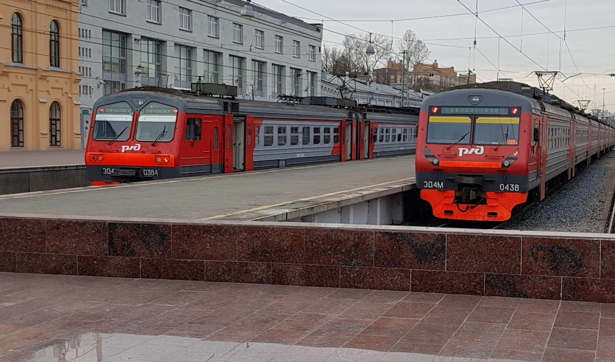 Футбольных болельщиков в Петербург доставят восемь бесплатных поездов - tvspb.ru