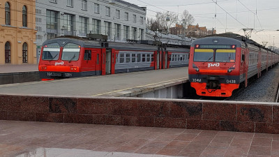 Футбольных болельщиков в Петербург доставят восемь бесплатных поездов