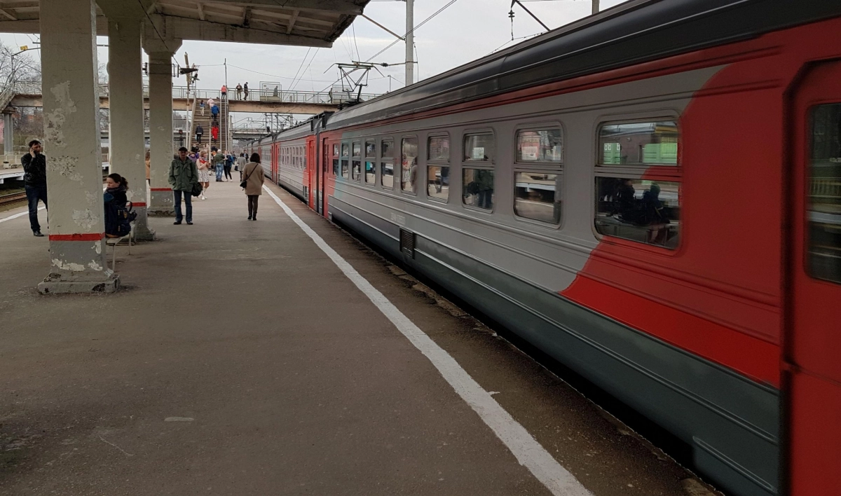 В Петербурге билеты на электрички и поезда будут продавать только пассажирам в масках - tvspb.ru