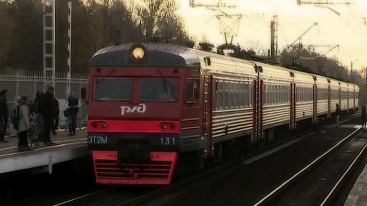 В Москве электричка столкнулась с поездом - tvspb.ru