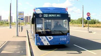 Более 3 тысяч автобусов на газомоторном топливе работает на маршрутной сети Петербурга