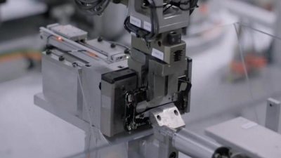 Apple внедрила робота, который может разобрать iPhone до винтика