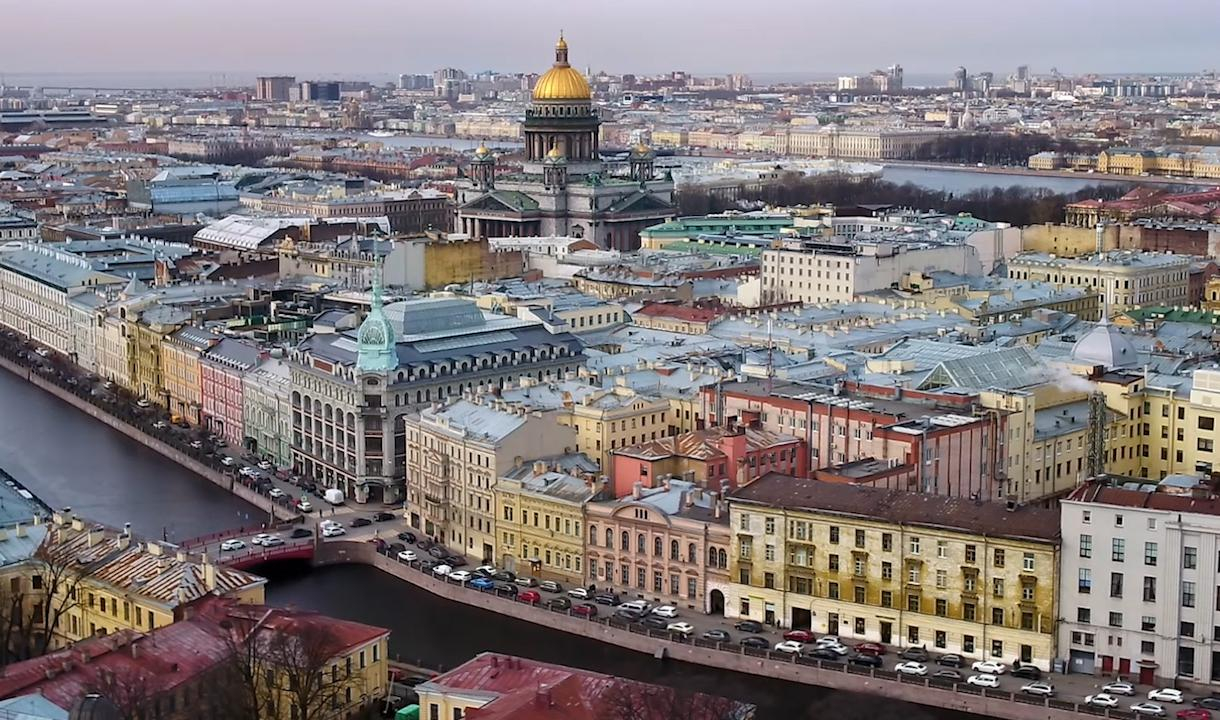 В Петербурге продлили ограничения из-за коронавируса до 11 октября