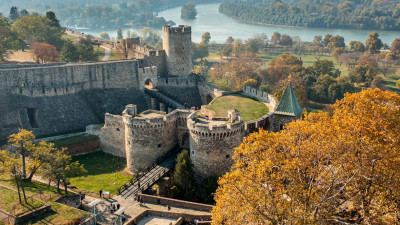 Делегация Петербурга посетила Белградскую крепость