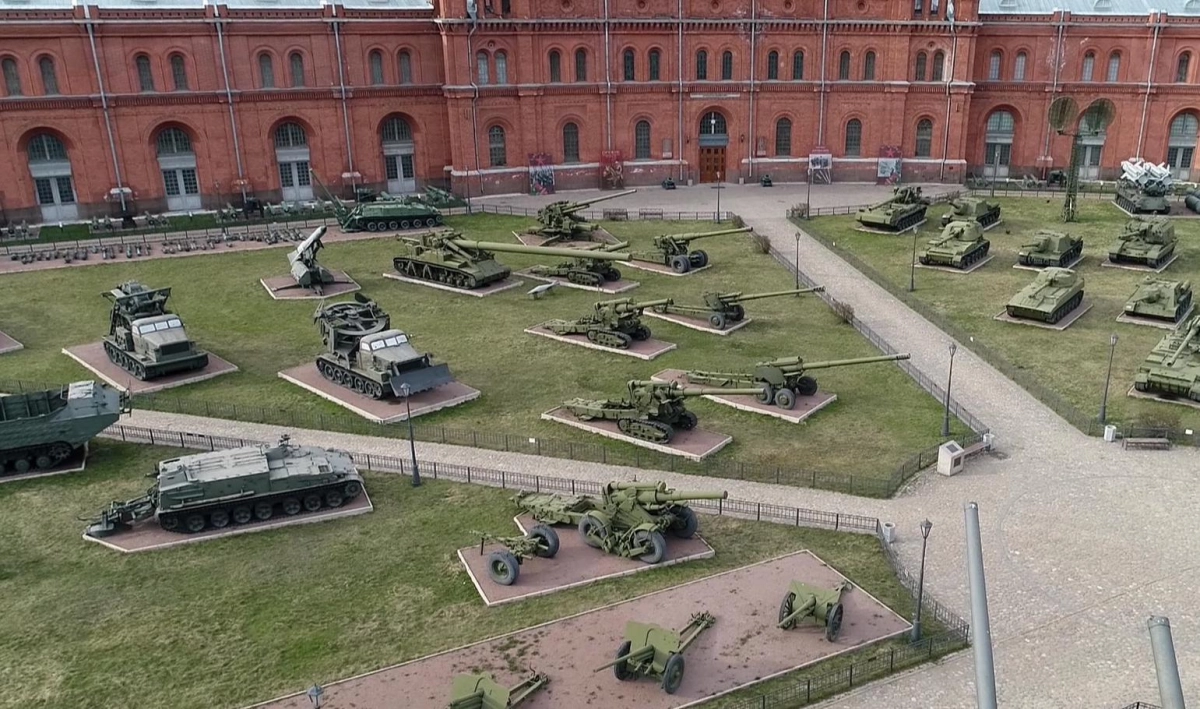 Петербург вошел в топ-5 городов с самыми интересными военно-историческими музеями и парками - tvspb.ru
