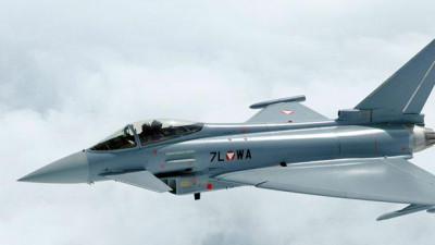 Английские истребители вылетели на перехват российских самолетов