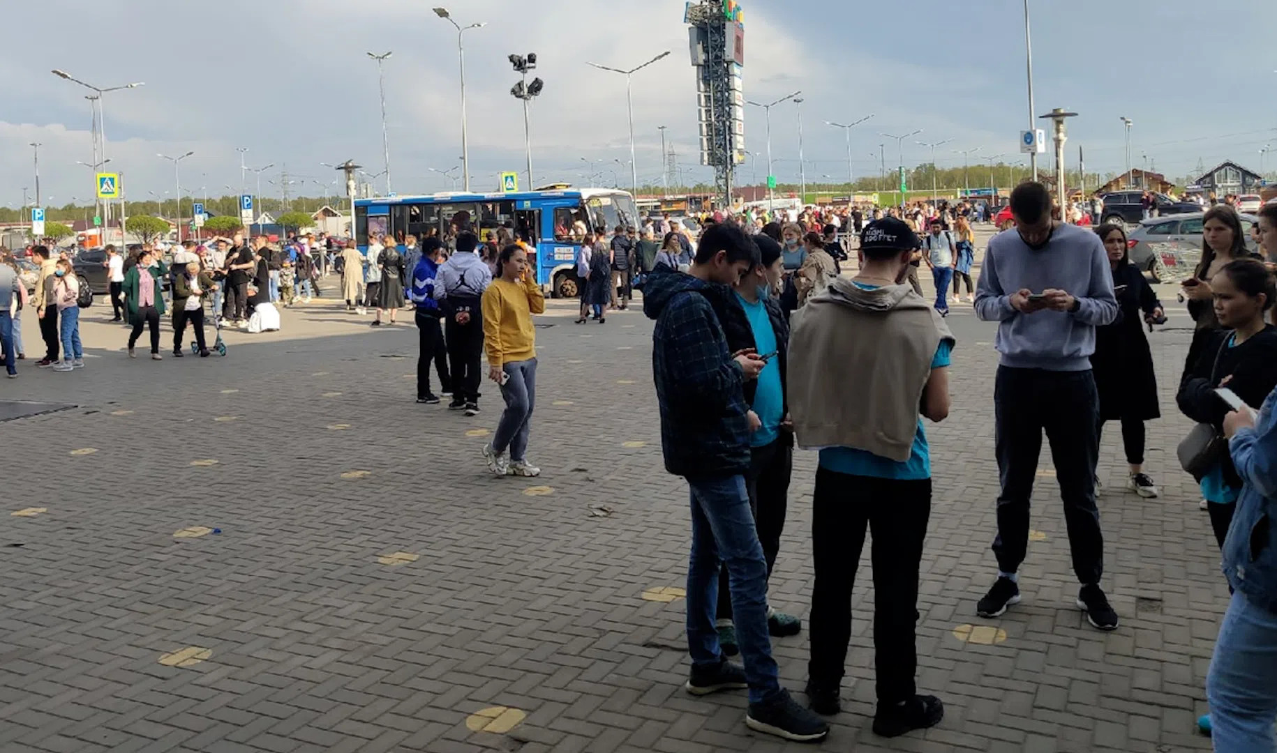 В питере эвакуируют торговые центры