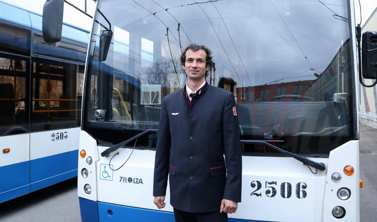 Водитель петербургского троллейбуса стал призером всероссийского конкурса мастерства - tvspb.ru