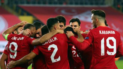 Сборная России не смогла спасти ничью в матче с Турцией в Лиге Наций