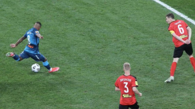 «Зенит» обыграл «Химки» со счетом 2:0