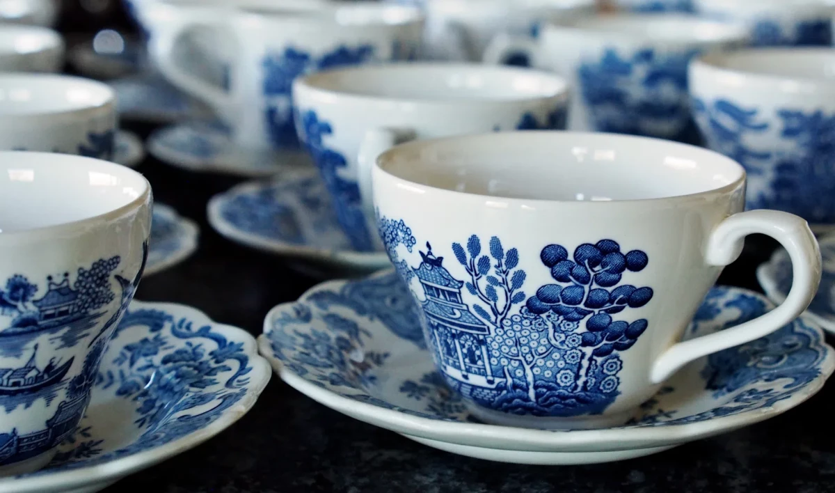 Императорский фарфоровый завод планирует увеличить производство на 20 процентов - tvspb.ru