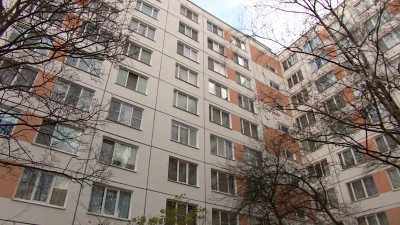 Освежить фасады советских «панелек» в Купчино смогли всего за полгода