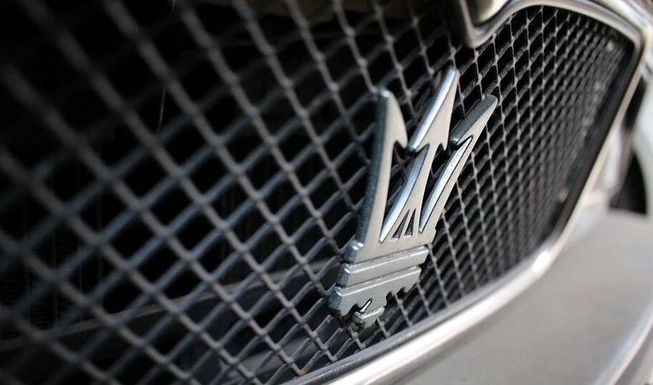 Мошенники, инсценировавшие ДТП с Maserati, предстанут перед судом - tvspb.ru