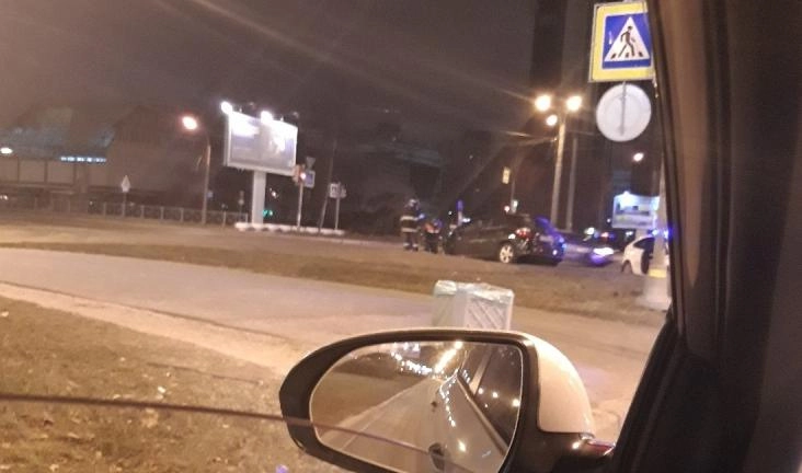 Полиция разыскивает водителя после смертельной аварии в Приморском районе - tvspb.ru