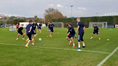 Станислав Черчесов не планирует уходить в отставку с поста главного тренера сборной России