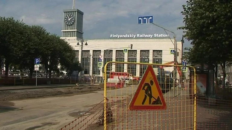 Ремонт путей с 5 июня временно прервет движение трамваев и троллейбусов у площади Ленина - tvspb.ru