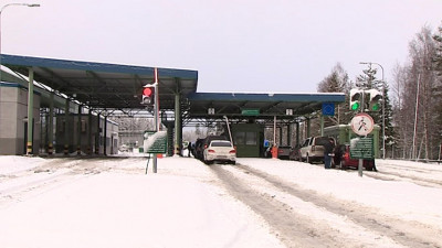 Финляндия ограничила пропуск россиян на границе из-за коронавируса