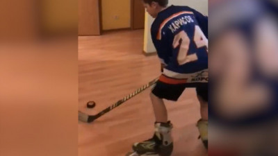 Федерация хоккея Санкт-Петербурга запустила домашний флешмоб «Я – хоккеист»