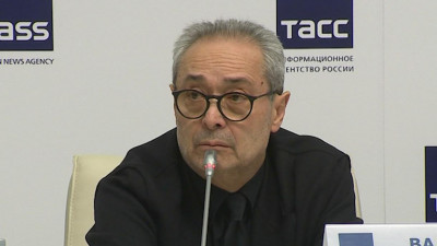Валерий Фокин: Театрам предстоит решить множество вопросов перед открытием