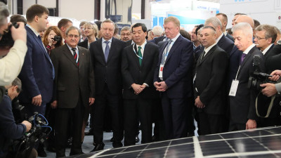 «Умная» одежда, интеллектуальная кожа и алкорамка. Петербургские предприятия представили свои разработки