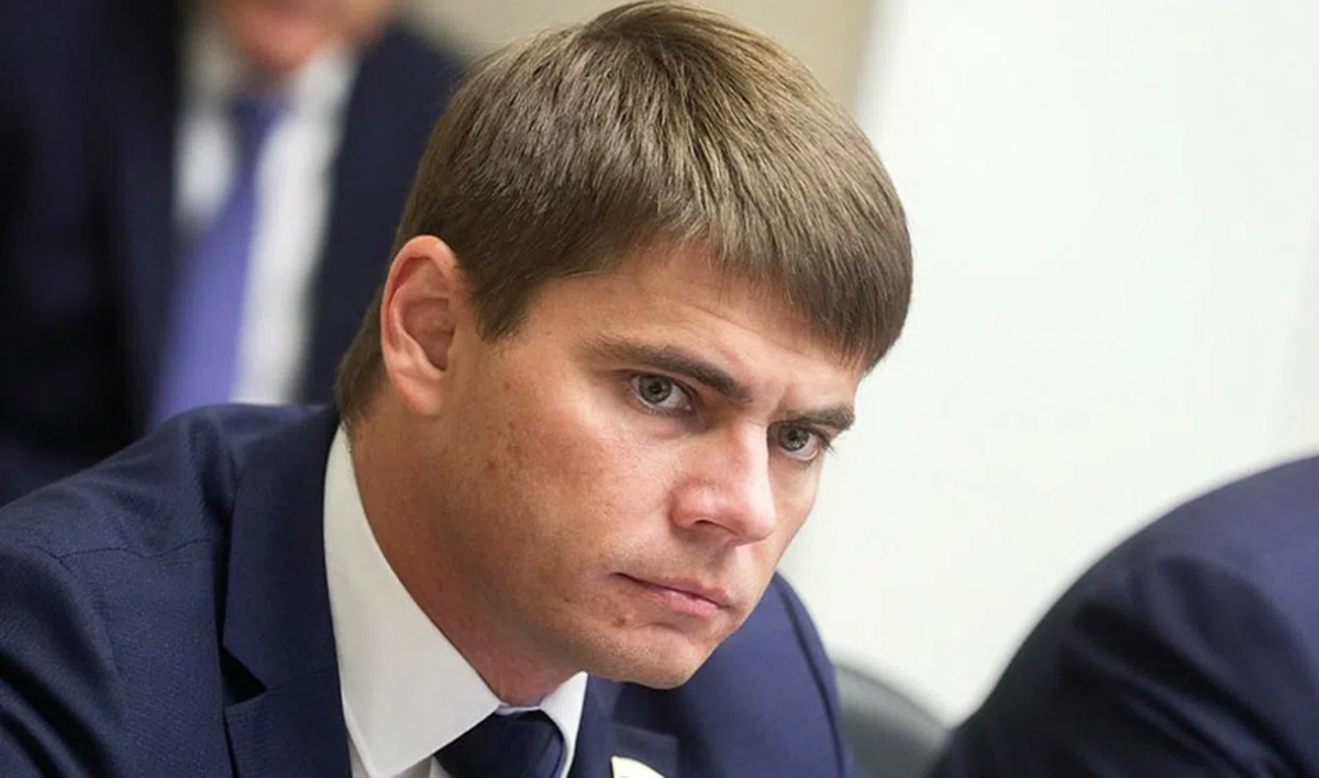 Сергей Боярский ответил министру Кравцову на заявление об уволенном библиотекаре - tvspb.ru