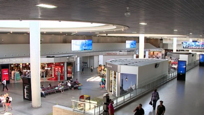 Авиарейсы между Баку и Петербургом возобновят в марте