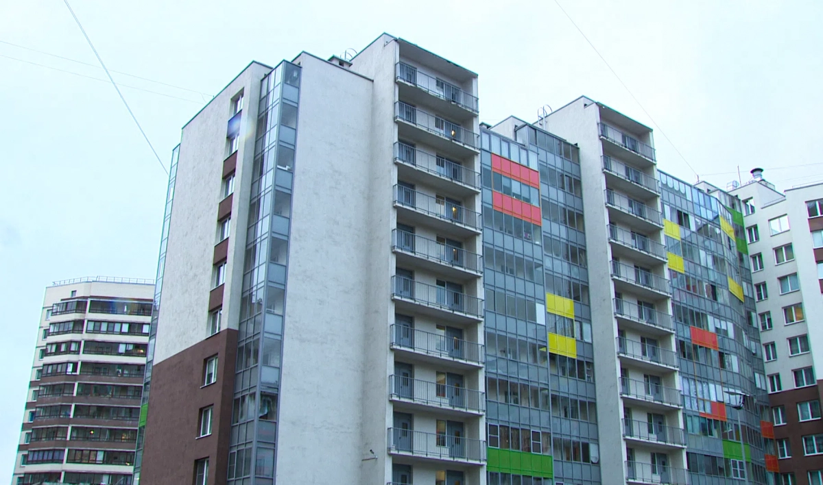 Власти Петербурга закупят «социальные» квартиры для детей-сирот - tvspb.ru