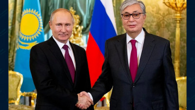 Путин обсудил с Токаевым торгово-экономическое сотрудничество